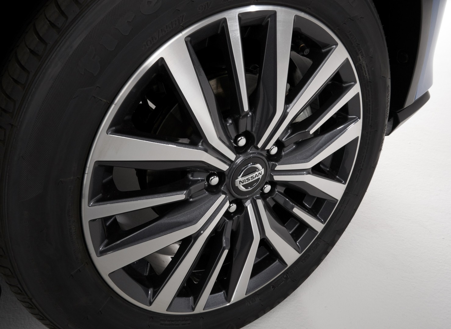 Nissan Kicks photo 6