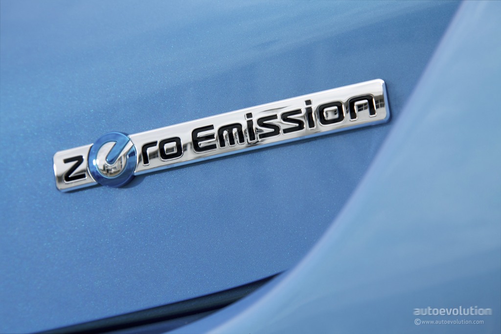 Nissan Leaf photo 3