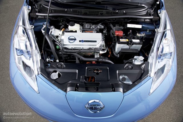 Nissan Leaf photo 4