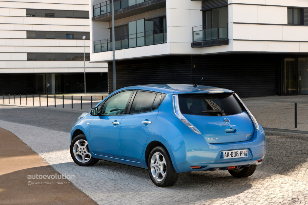 Nissan Leaf photo 8