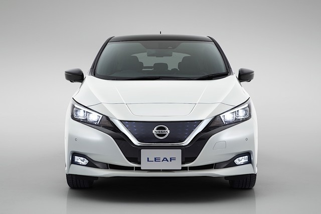 Nissan Leaf photo 7