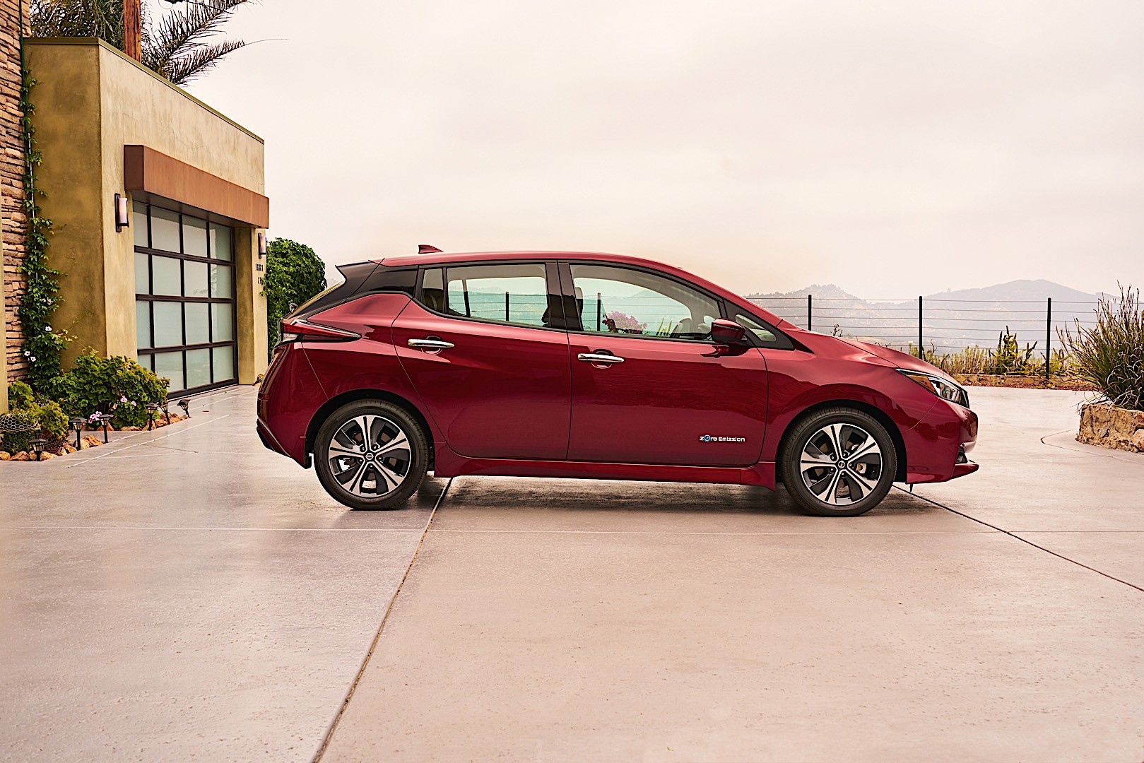 Nissan Leaf photo 32