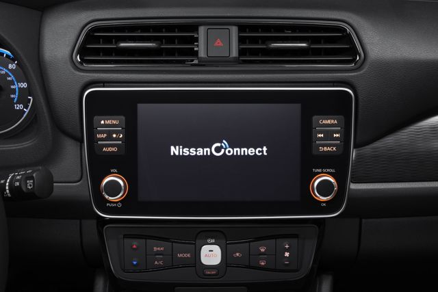 Nissan Leaf photo 98