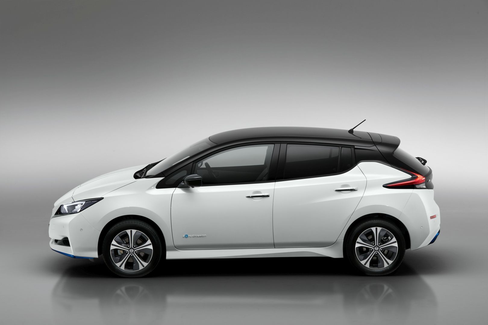 Nissan Leaf photo 44