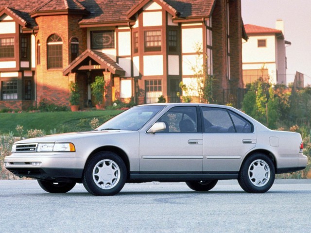 Nissan Maxima Foto 2