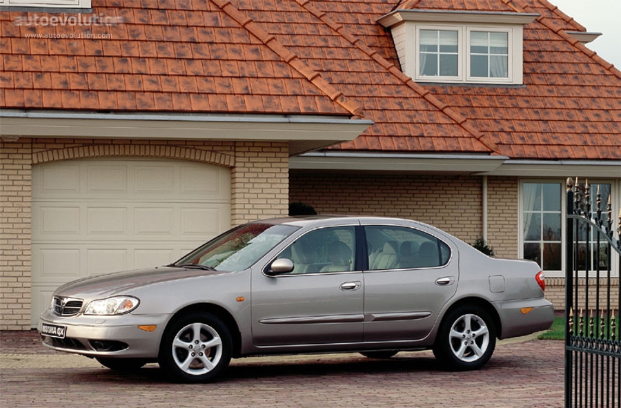 Nissan Maxima photo 2