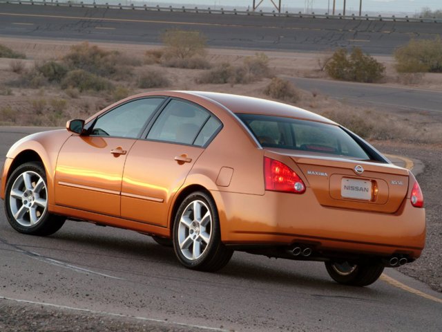 Nissan Maxima foto 11