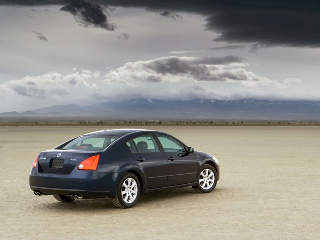 Nissan Maxima foto 12