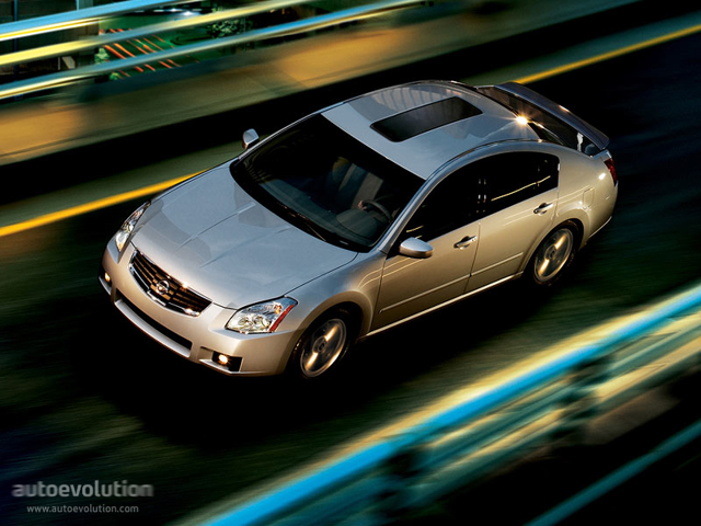 Nissan Maxima foto 4
