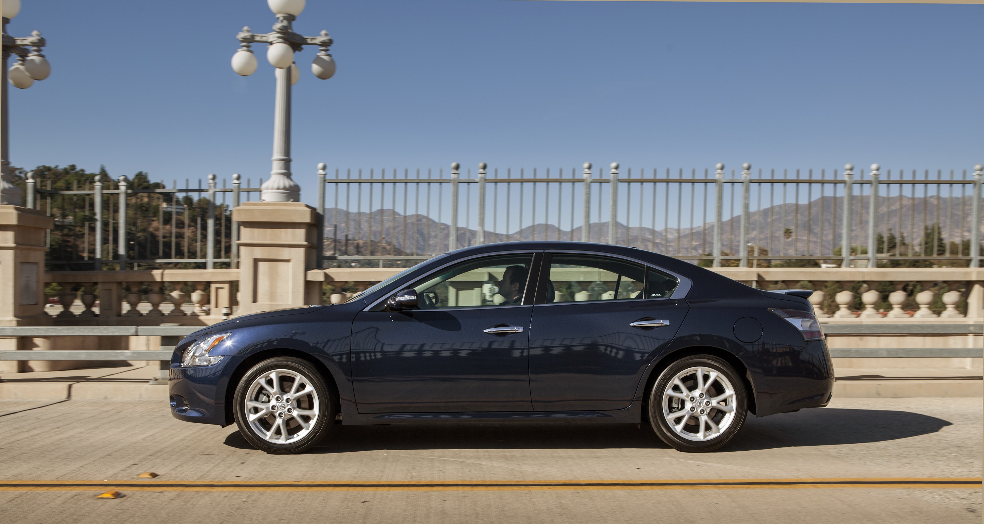 Nissan Maxima photo 14