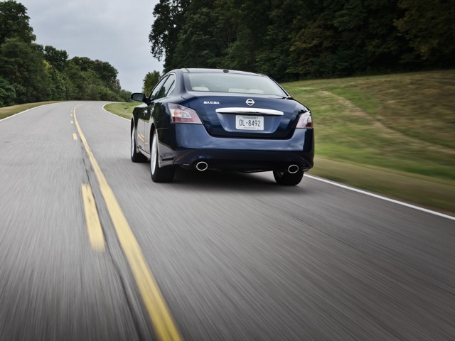 Nissan Maxima photo 23