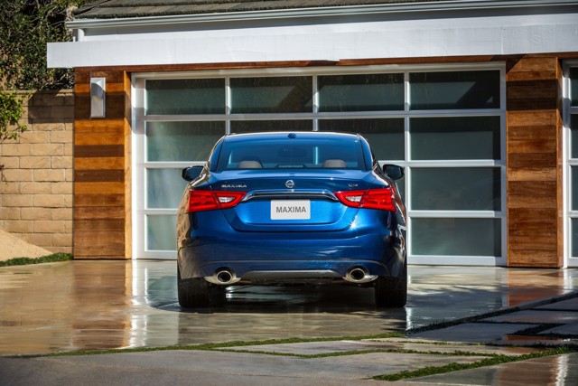 Nissan Maxima photo 6