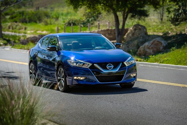 Nissan Maxima photo 1