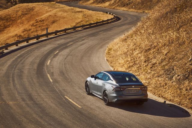 Nissan Maxima photo 13