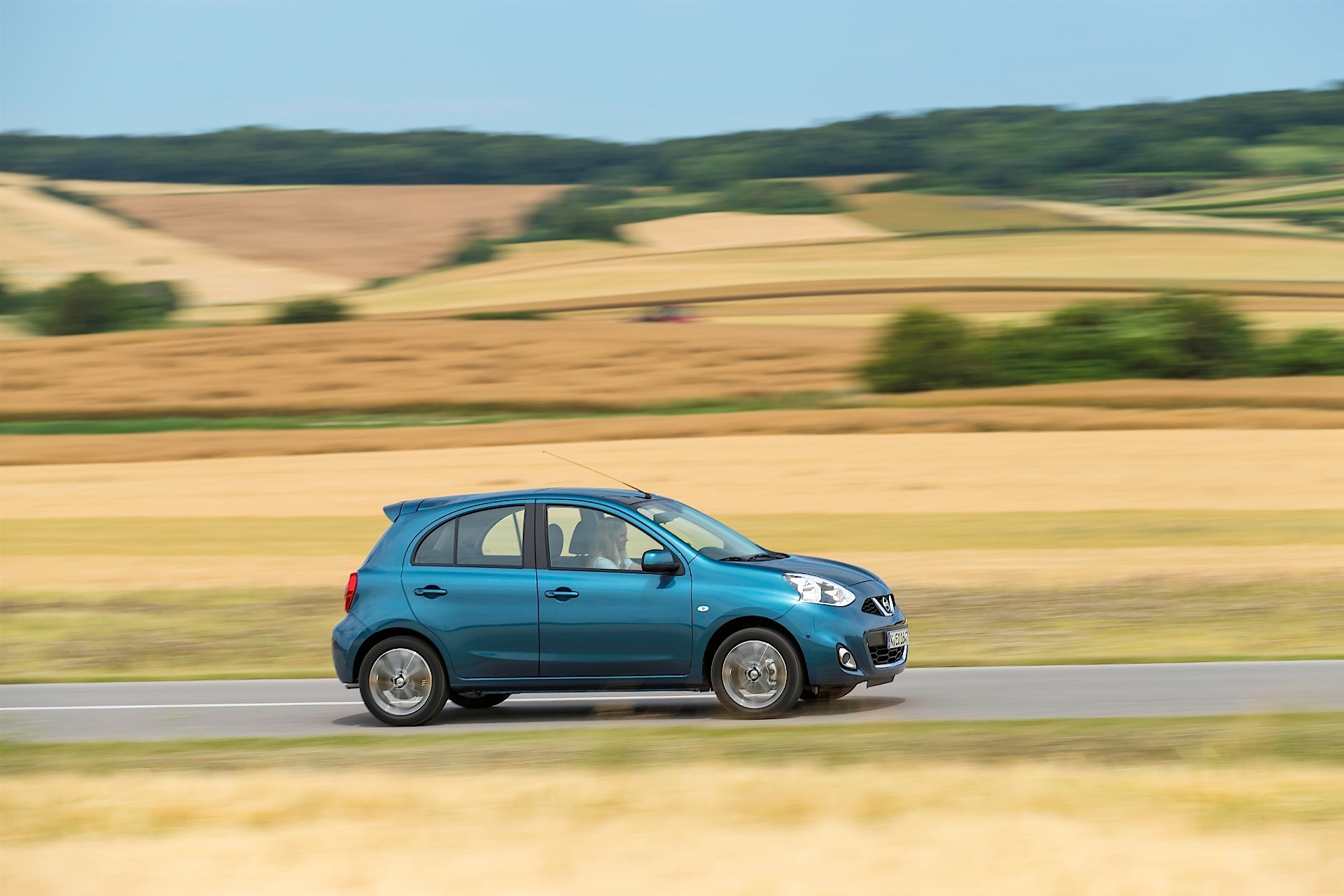 Nissan Micra 5 Doors photo 10