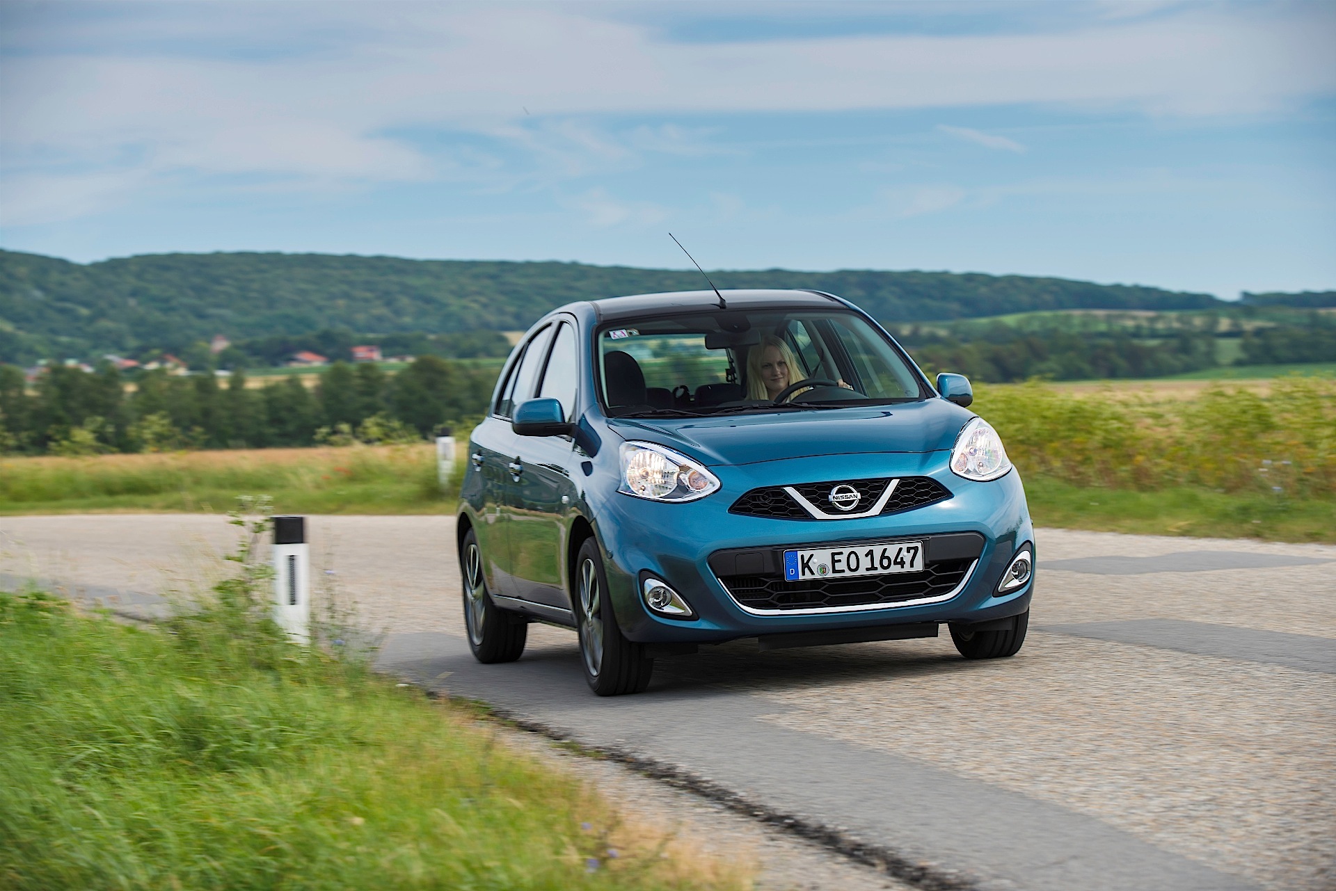 Nissan Micra 5 Doors photo 22