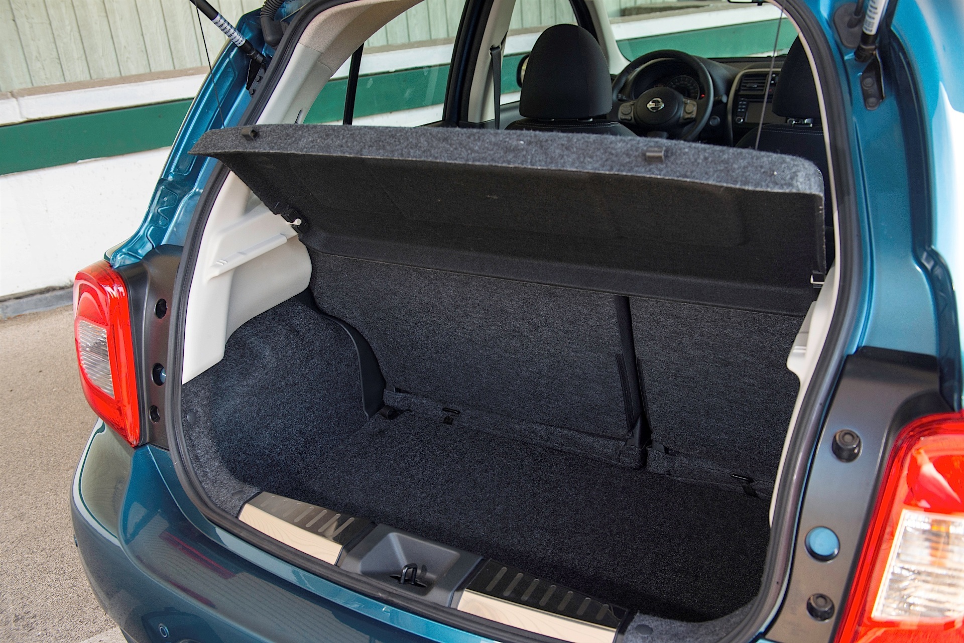 Nissan Micra 5 Doors photo 50