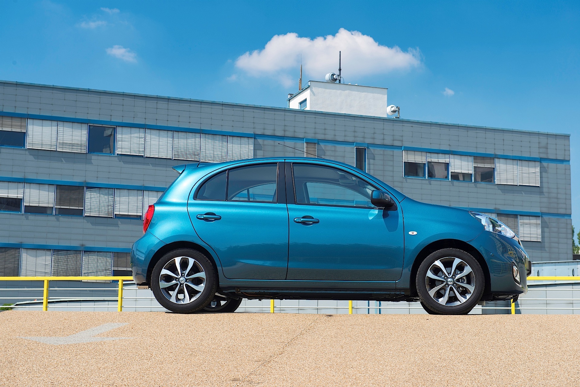 Nissan Micra 5 Doors photo 48