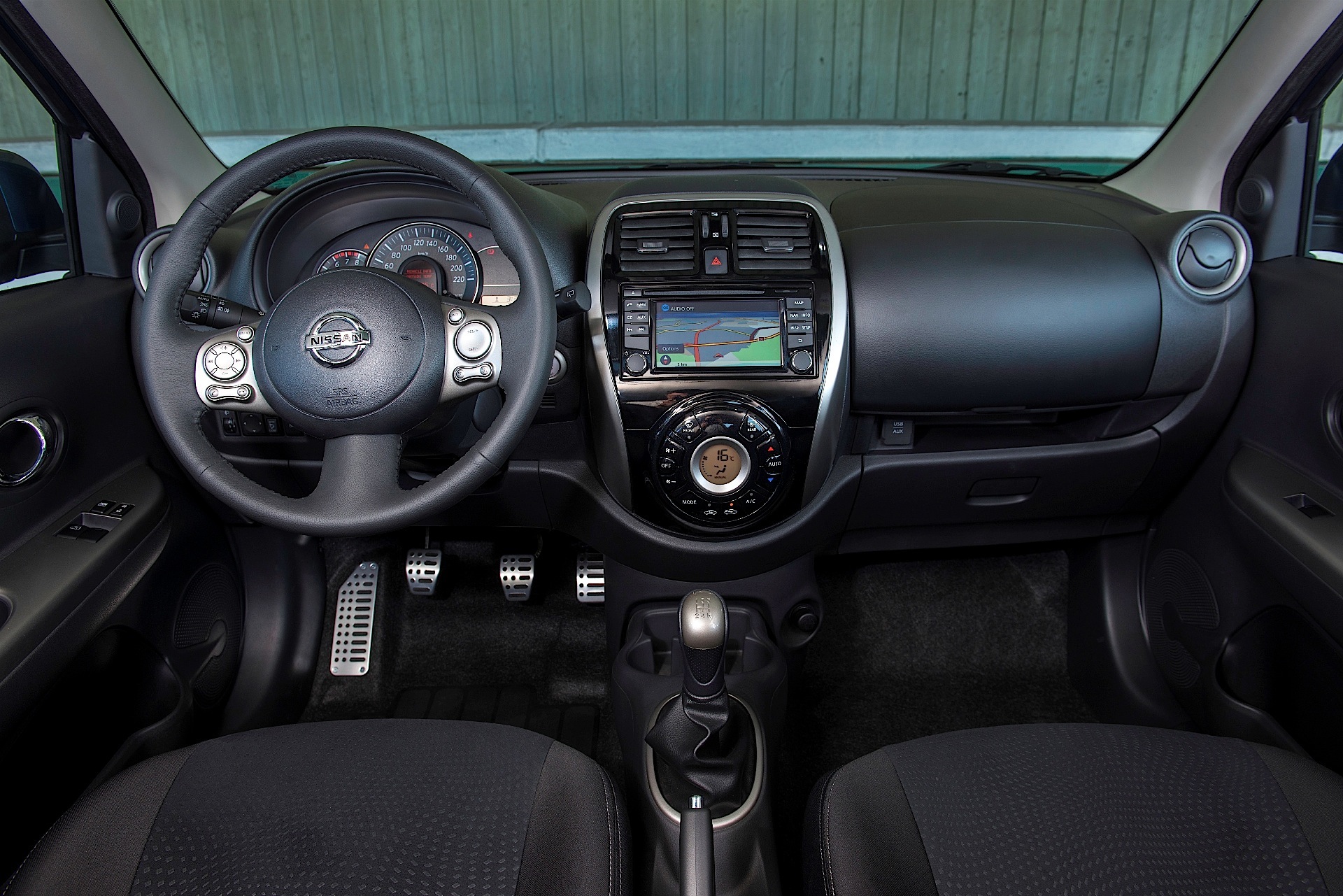 Nissan Micra 5 Doors photo 60