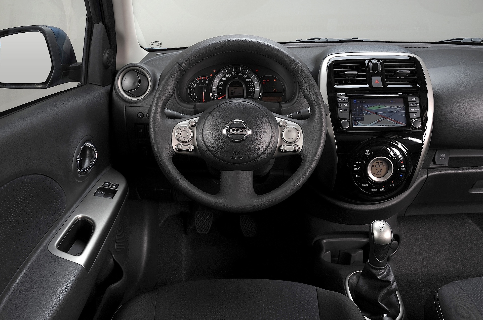 Nissan Micra 5 Doors photo 70