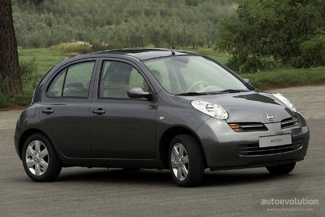 Nissan Micra 5 Doors photo 3