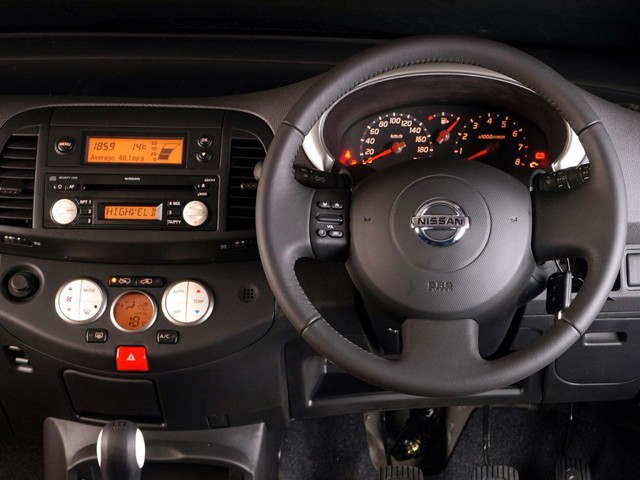 Nissan Micra 5 Doors photo 21