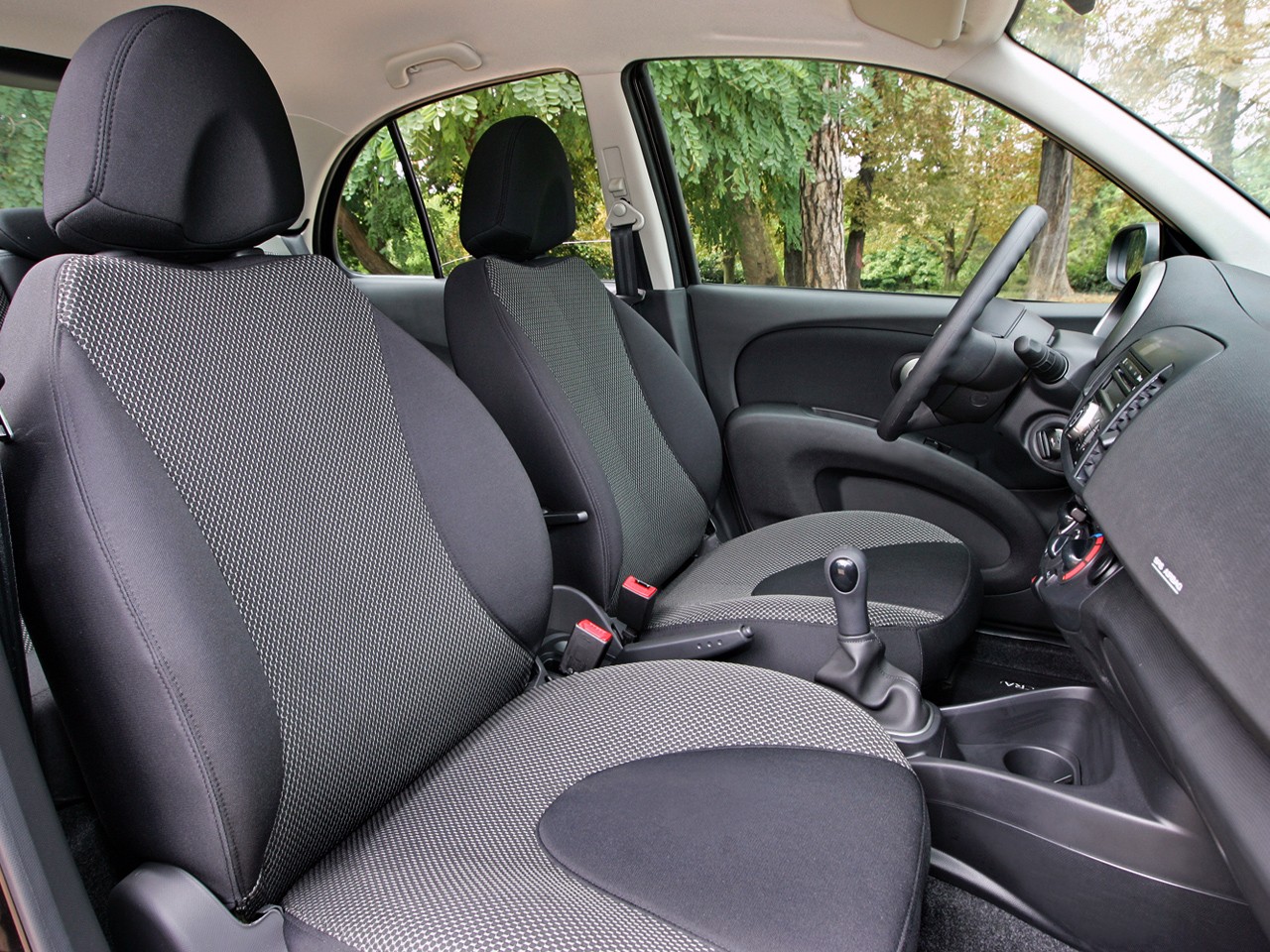 Nissan Micra 5 Doors photo 46