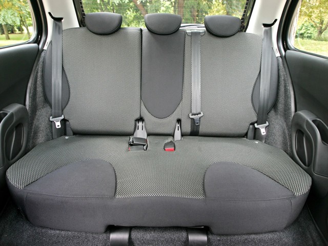 Nissan Micra 5 Doors photo 50