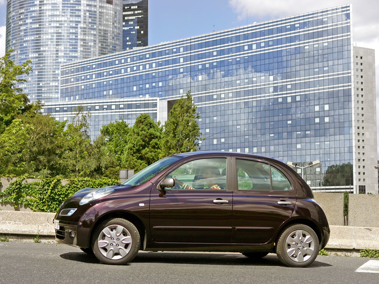 Nissan Micra 5 Doors photo 23