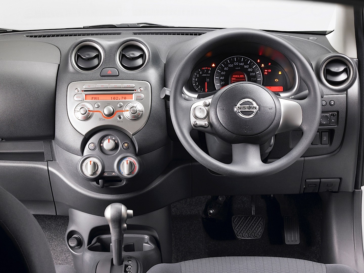 Nissan Micra 5 Doors photo 59