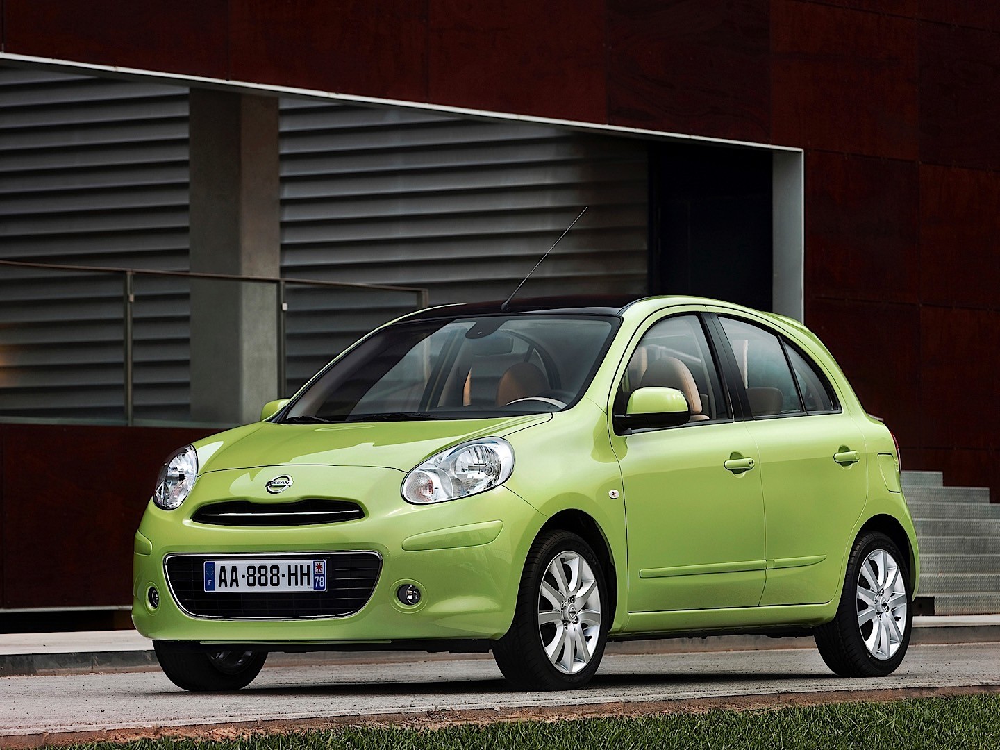 Nissan Micra 5 Doors photo 8