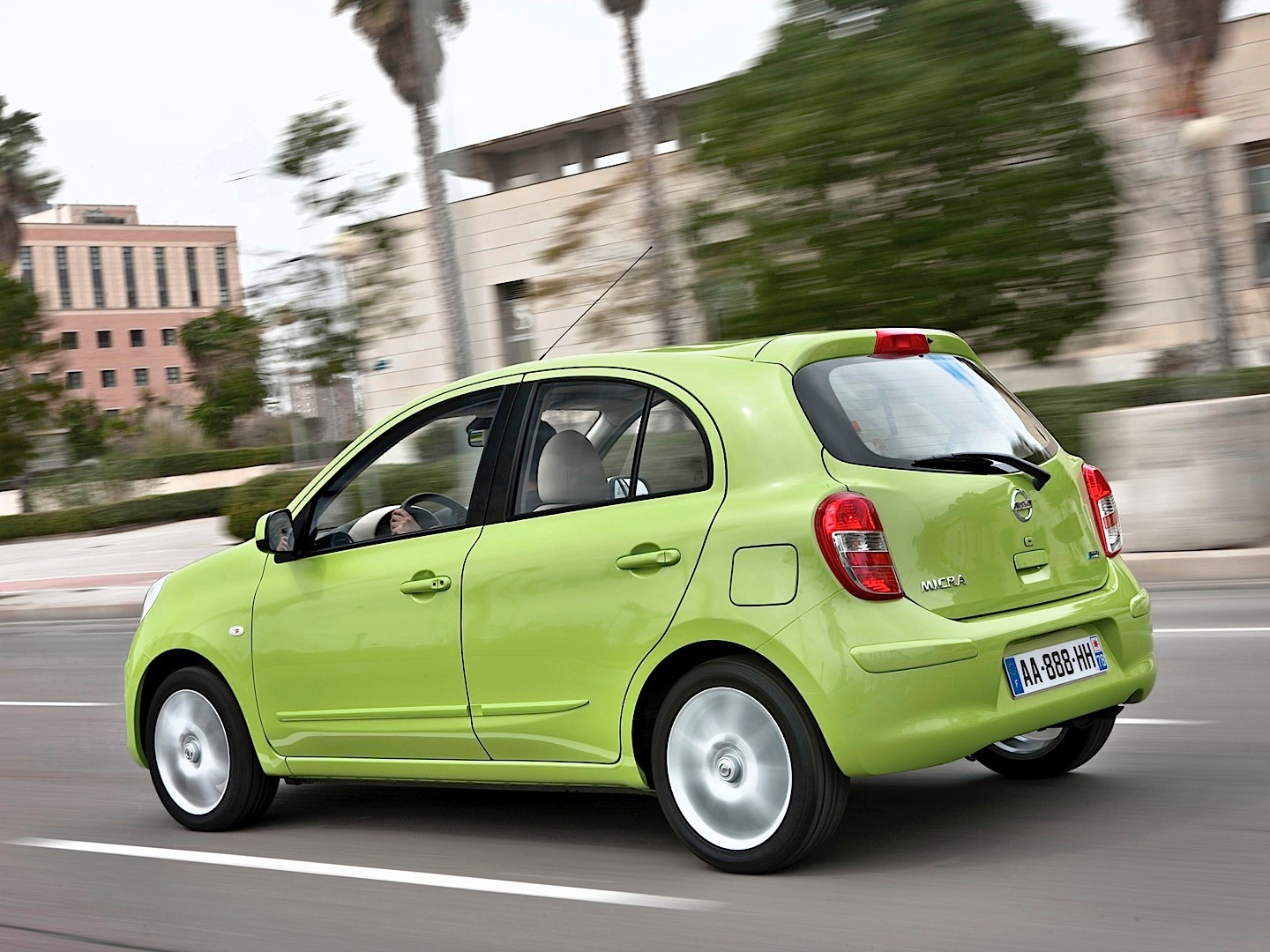 Nissan Micra 5 Doors photo 15