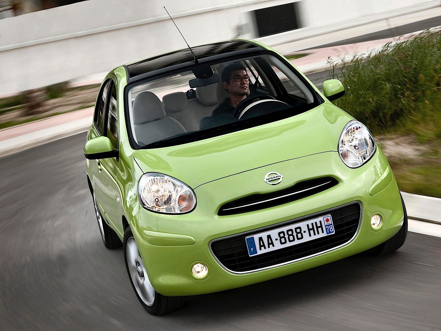 Nissan Micra 5 Doors photo 22