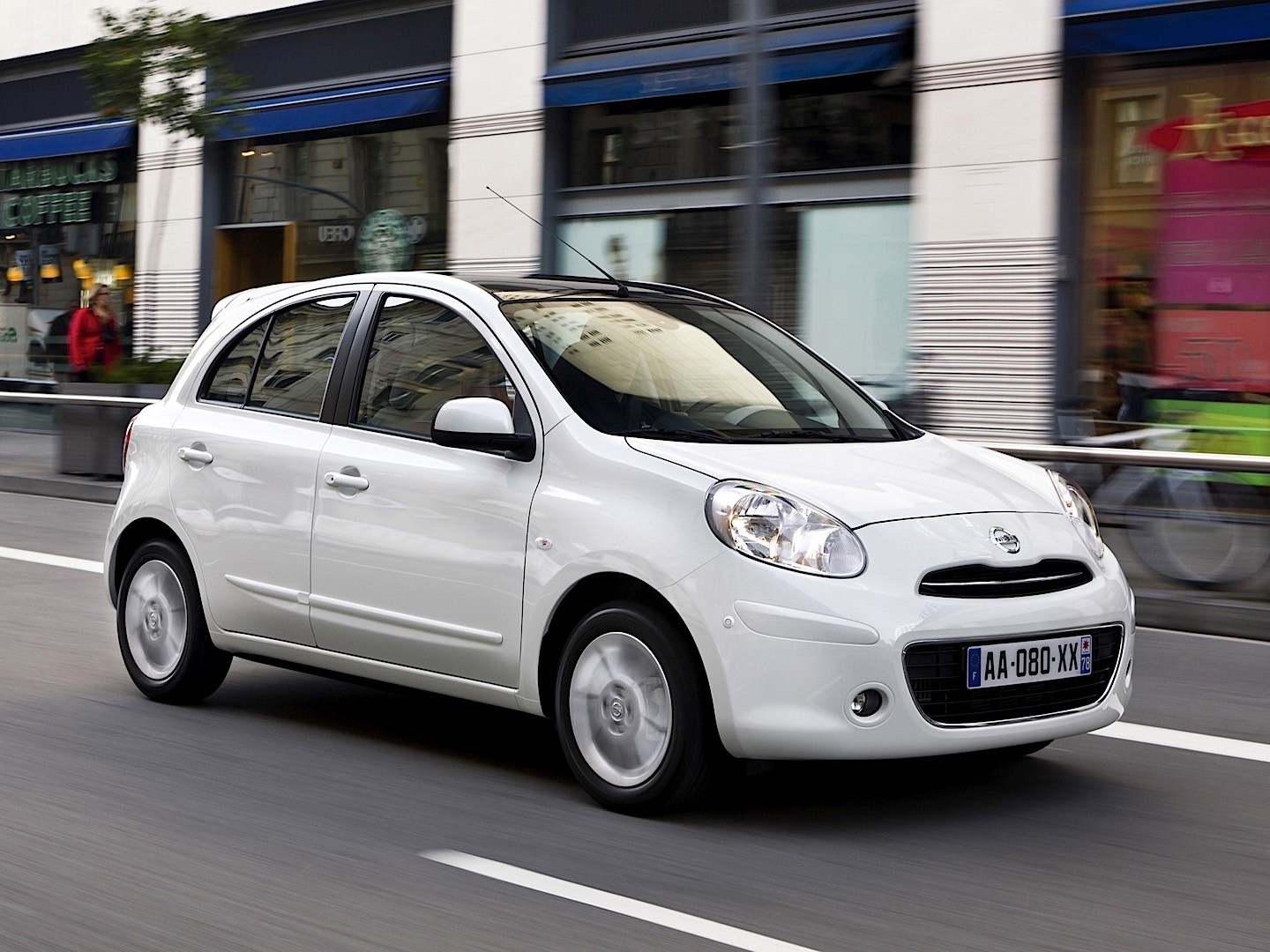 Nissan Micra 5 Doors photo 32