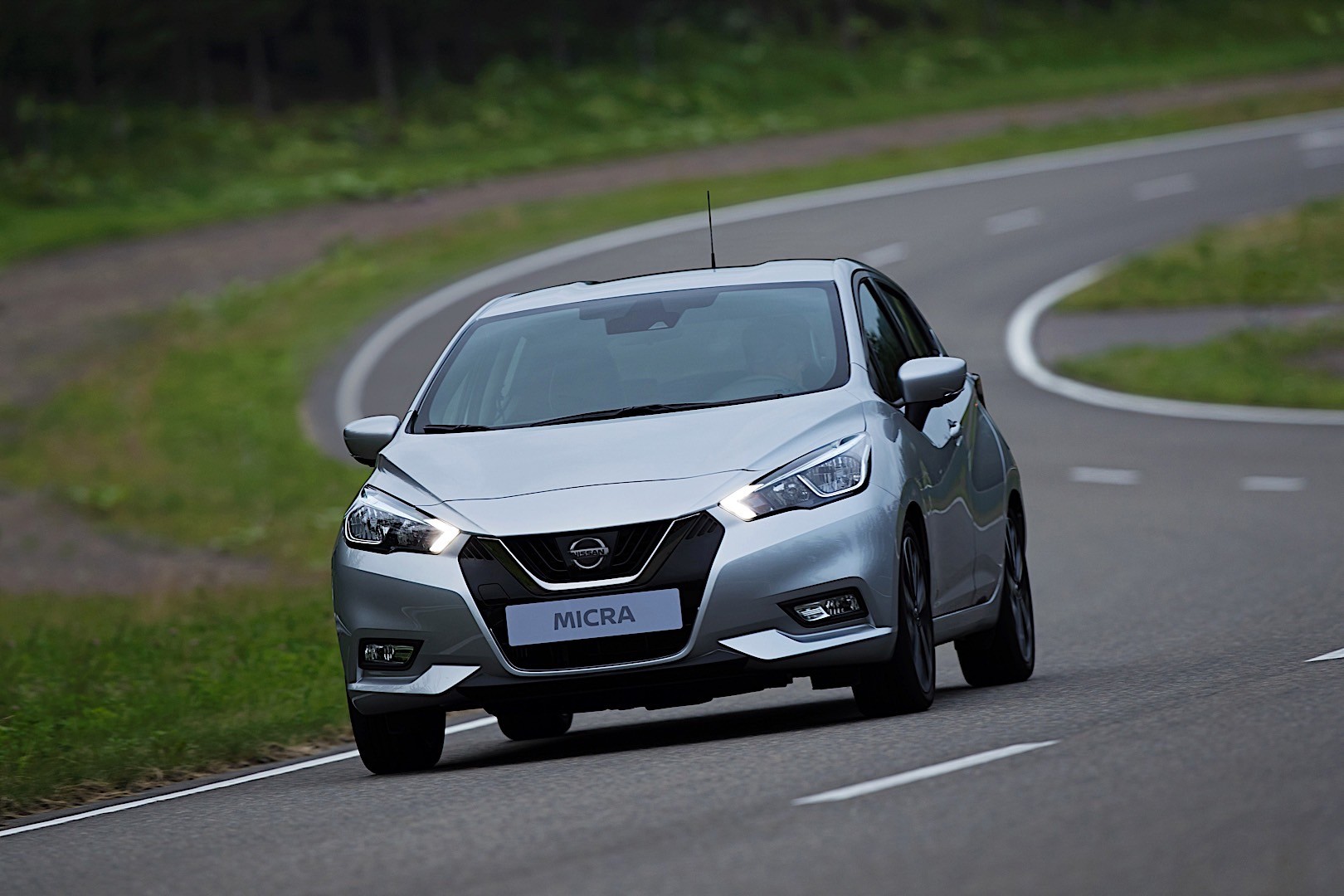 Nissan Micra 5 Doors photo 12