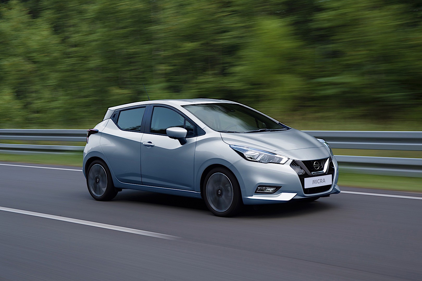 Nissan Micra 5 Doors photo 19