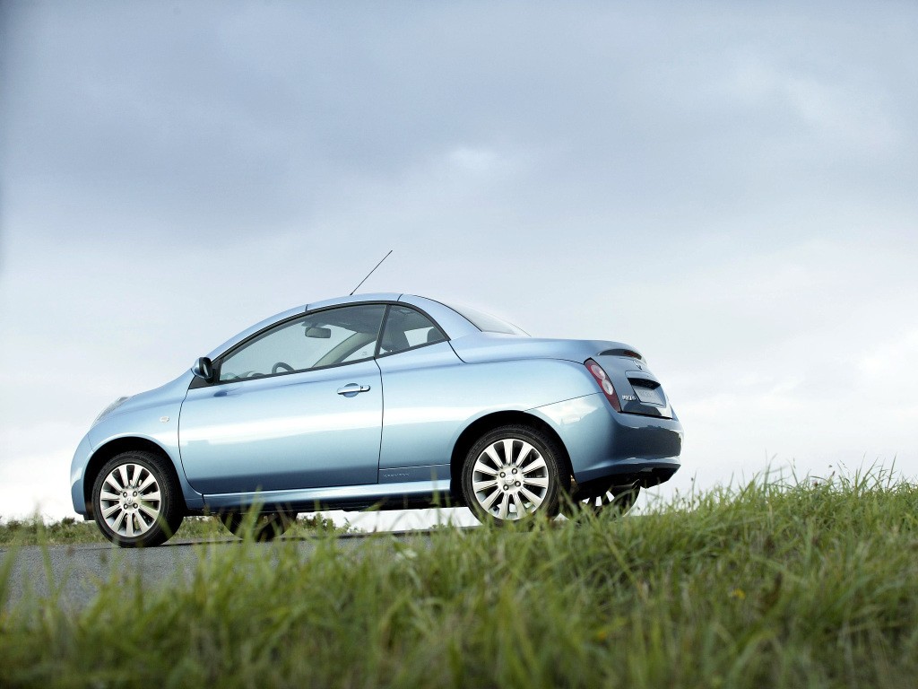 Nissan Micra C+C photo 24