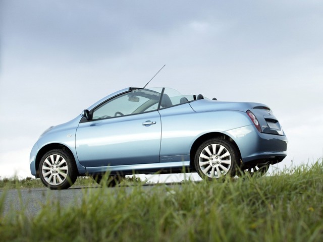 Nissan Micra C+C photo 26
