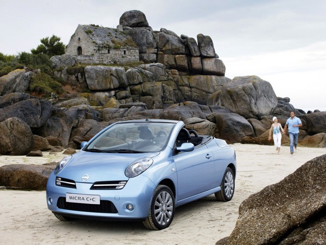 Nissan Micra C+C photo 33