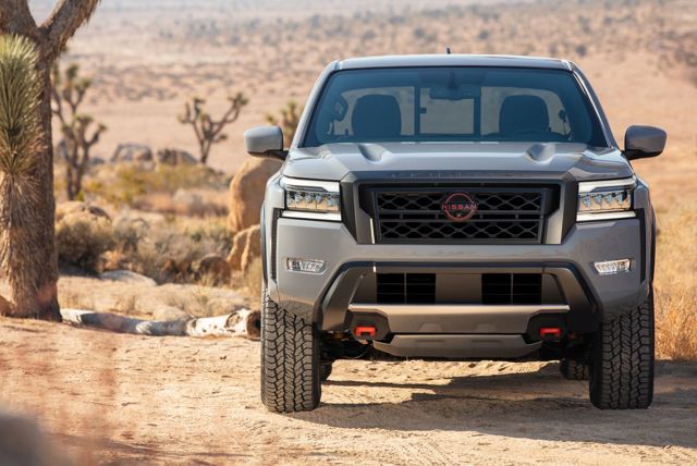 Nissan Navara / Frontier Double Cab Foto 18