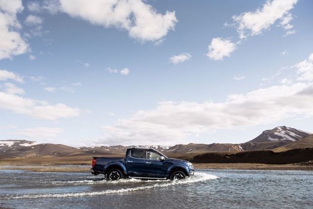 Nissan Navara / Frontier Double Cab photo 13