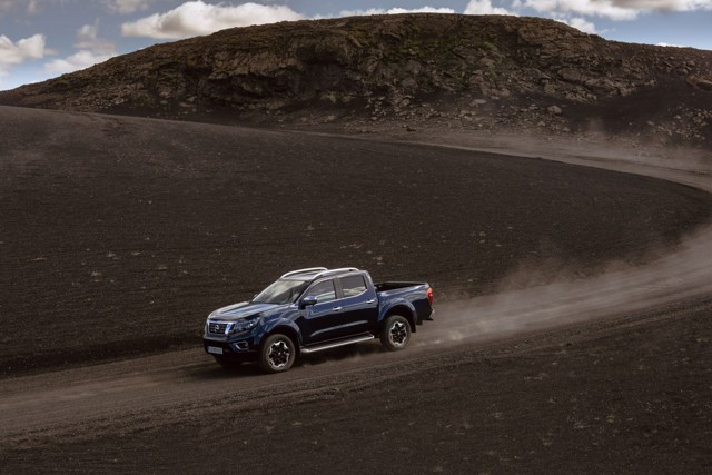 Nissan Navara / Frontier Double Cab photo 19