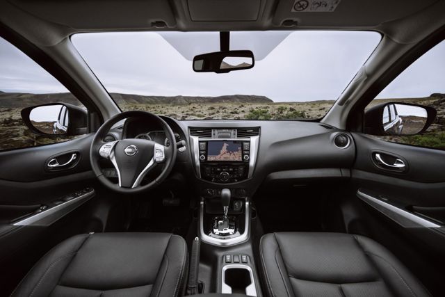 Nissan Navara / Frontier Double Cab photo 44
