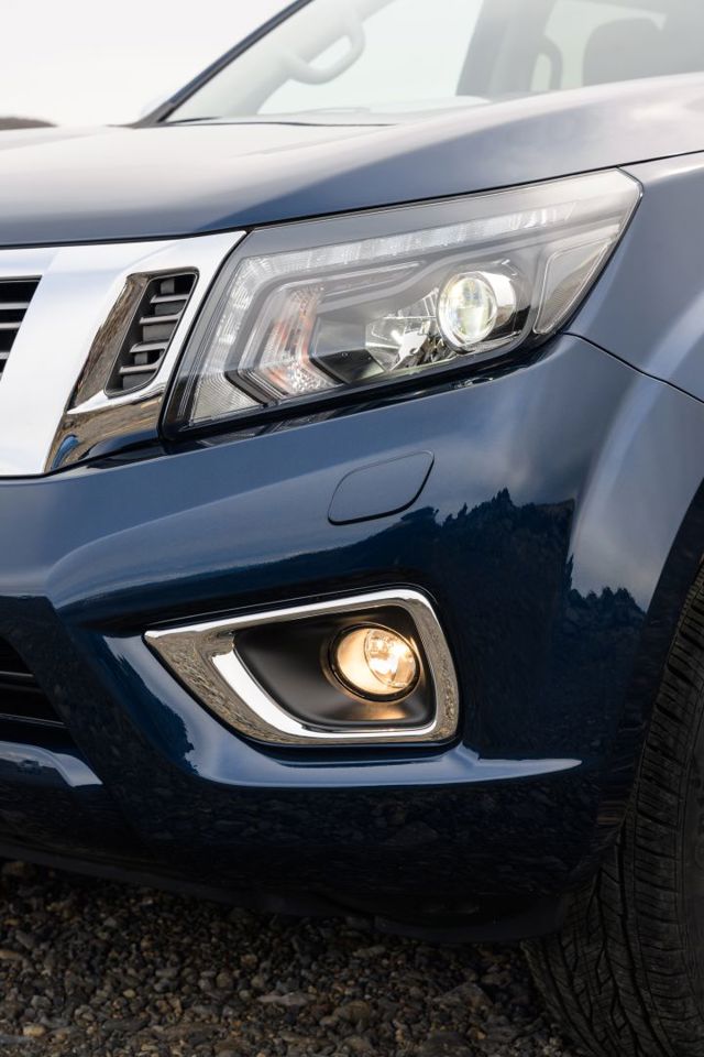 Nissan Navara / Frontier Double Cab photo 5