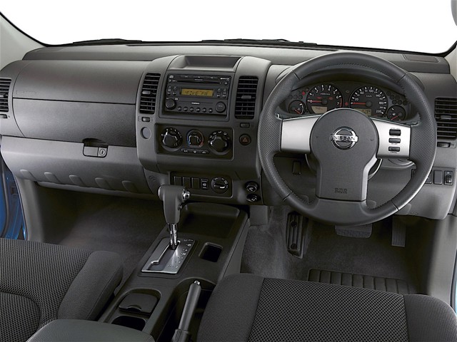 Nissan Navara / Frontier Double Cab photo 47