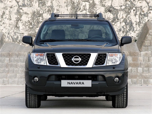 Nissan Navara / Frontier Double Cab photo 21