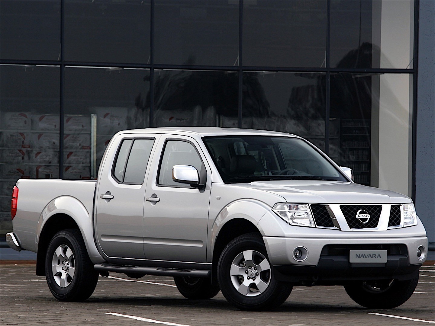 Nissan Navara / Frontier Double Cab photo 22