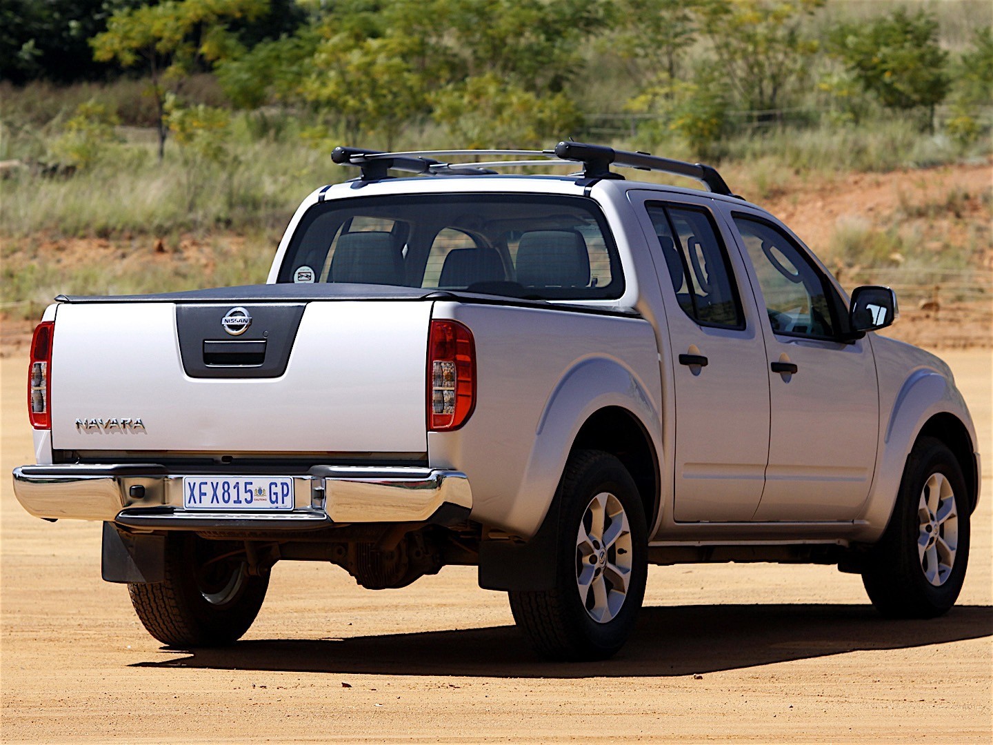 Nissan Navara / Frontier Double Cab photo 38