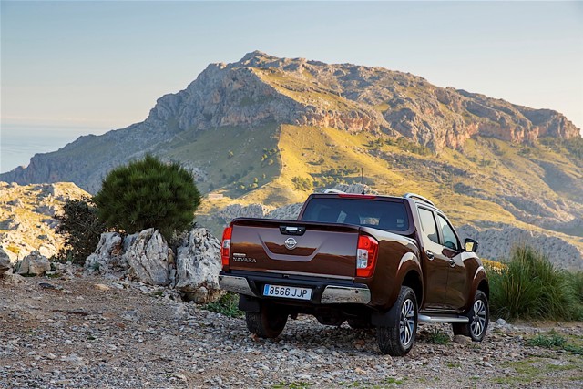 Nissan Navara / Frontier Double Cab Foto 79