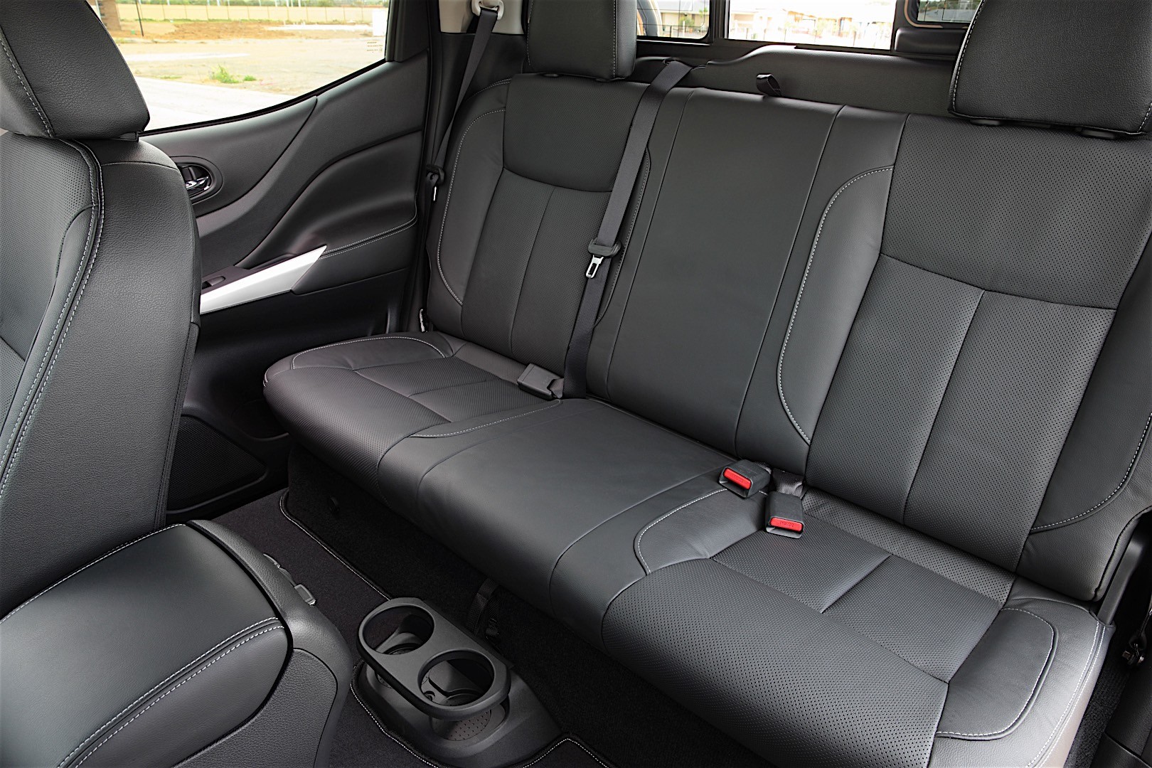 Nissan Navara / Frontier Double Cab photo 103